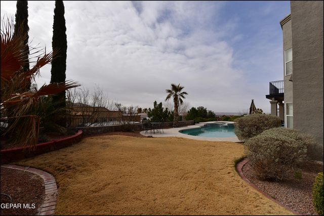 6444 Calle Placido Drive, El Paso, TX 79912