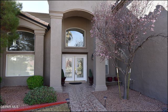 6444 Calle Placido Drive, El Paso, TX 79912