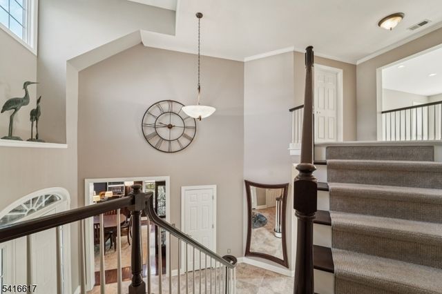 16 Baxter Ln, West Orange Twp., NJ 07052