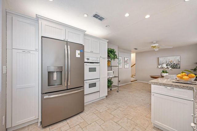 9168 Starina Way, Sacramento, CA 95826