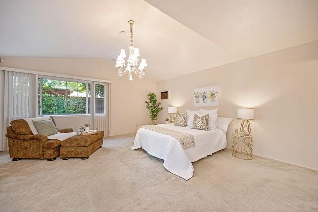 9168 Starina Way, Sacramento, CA 95826