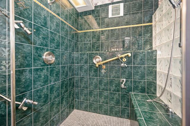 9168 Starina Way, Sacramento, CA 95826