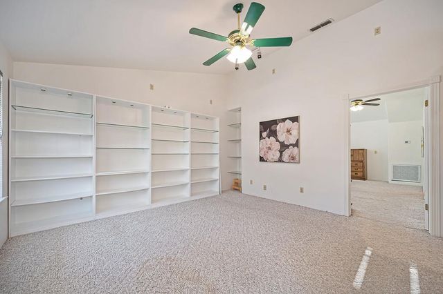 9168 Starina Way, Sacramento, CA 95826