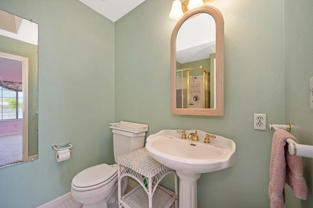 9168 Starina Way, Sacramento, CA 95826