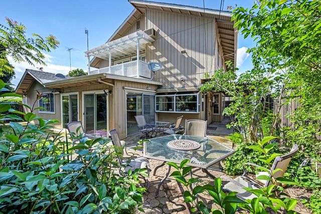 9168 Starina Way, Sacramento, CA 95826