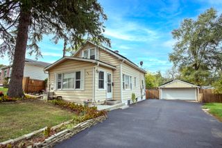 918 N Clarendon Drive, Round Lake Beach, IL 60073