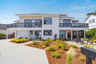 1212 W Cliff Drive, Santa Cruz, CA 95060