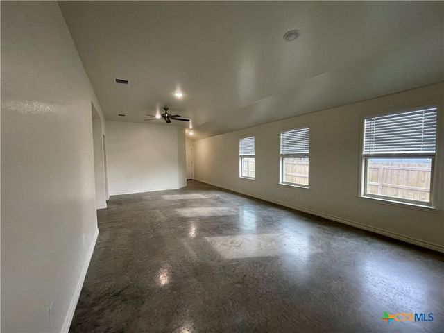 906 Cilantro Road, Temple, TX 76501