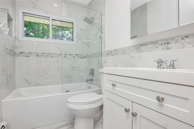 406 Red Maple Drive W, Wantagh, NY 11793