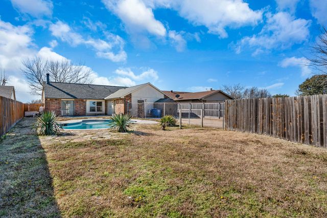8829 Denver Street, Rowlett, TX 75088