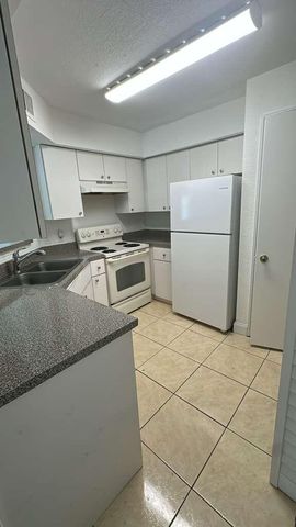 2405 NW 33rd Street 1207, Oakland Park, FL 33309