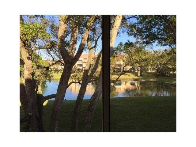 2405 NW 33rd Street 1207, Oakland Park, FL 33309