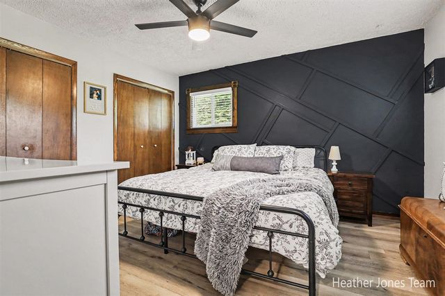 8960 Myers Lake Avenue, Rockford, MI 49341