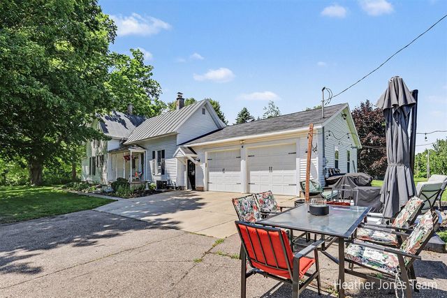 8960 Myers Lake Avenue, Rockford, MI 49341