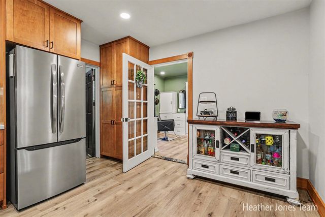 8960 Myers Lake Avenue, Rockford, MI 49341