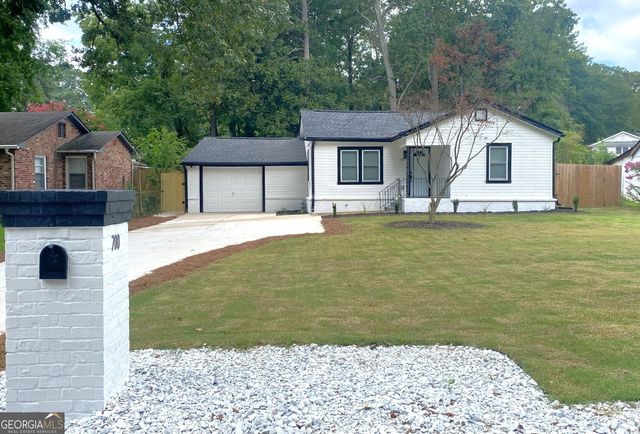 700 Appleton Drive SE, Marietta, GA 30008