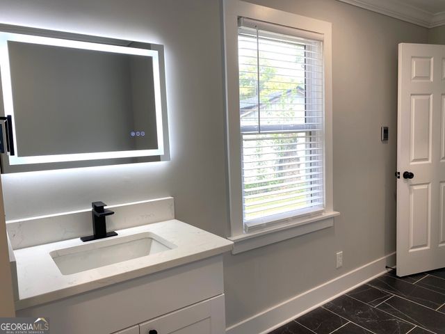 700 Appleton Drive SE, Marietta, GA 30008