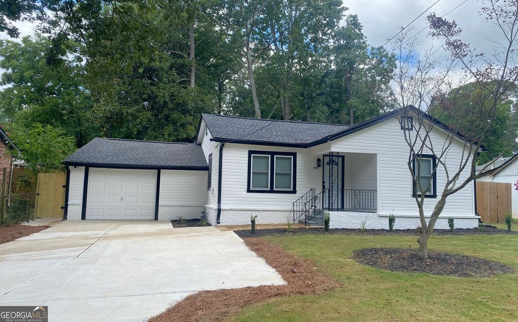 700 Appleton Drive SE, Marietta, GA 30008