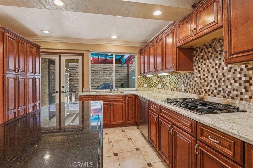 Image 14 of property listing at 703 Via Los Santos, San Dimas, CA 91773