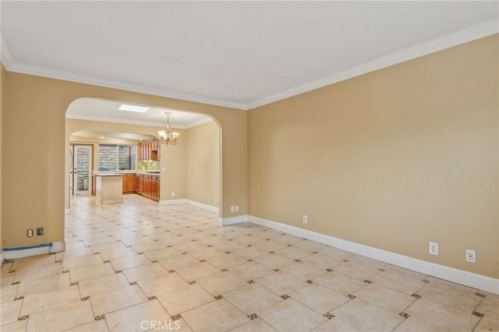 Image 5 of property listing at 703 Via Los Santos, San Dimas, CA 91773
