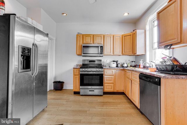 5636 CEDAR AVE, Philadelphia, PA 19143