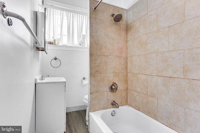 5636 CEDAR AVE, Philadelphia, PA 19143