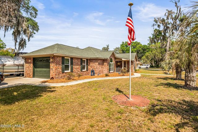 1110 14th Street, Port Royal, SC 29935