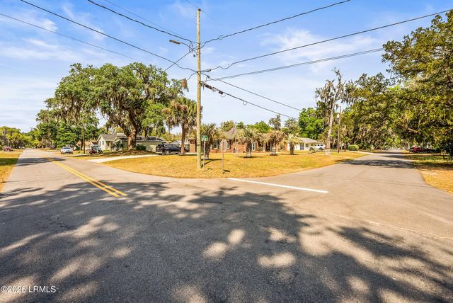 1110 14th Street, Port Royal, SC 29935