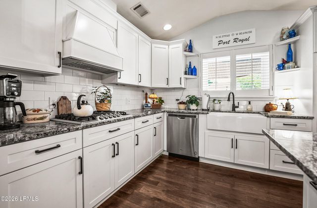 1110 14th Street, Port Royal, SC 29935