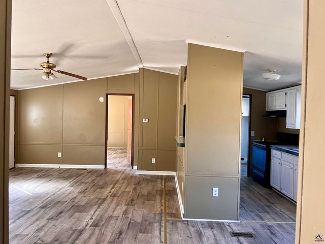 141 Shady Oaks Road, Eastman, GA 31023