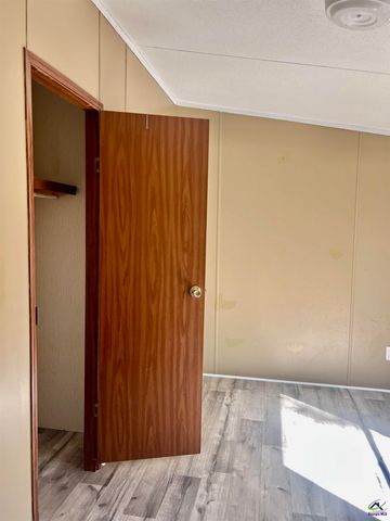 141 Shady Oaks Road, Eastman, GA 31023