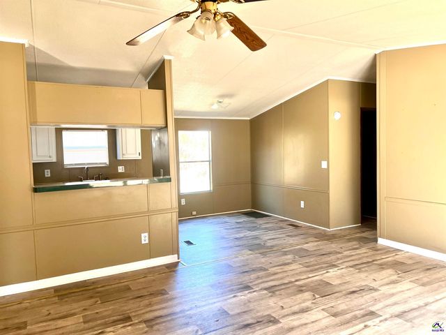 141 Shady Oaks Road, Eastman, GA 31023