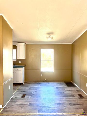 141 Shady Oaks Road, Eastman, GA 31023