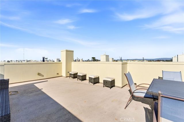 70 Ebb Tide, Newport Beach, CA 92663