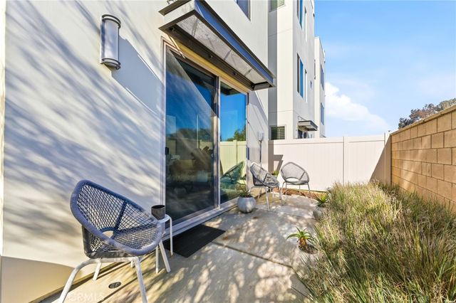 70 Ebb Tide, Newport Beach, CA 92663