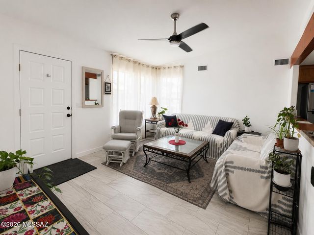1201 W Elko Street, Tucson, AZ 85704