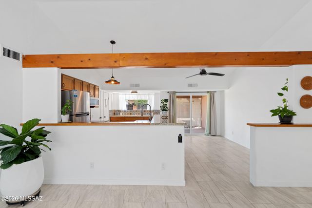 1201 W Elko Street, Tucson, AZ 85704