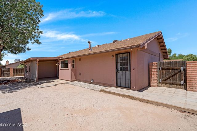1201 W Elko Street, Tucson, AZ 85704