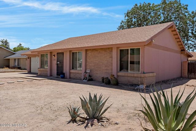 1201 W Elko Street, Tucson, AZ 85704