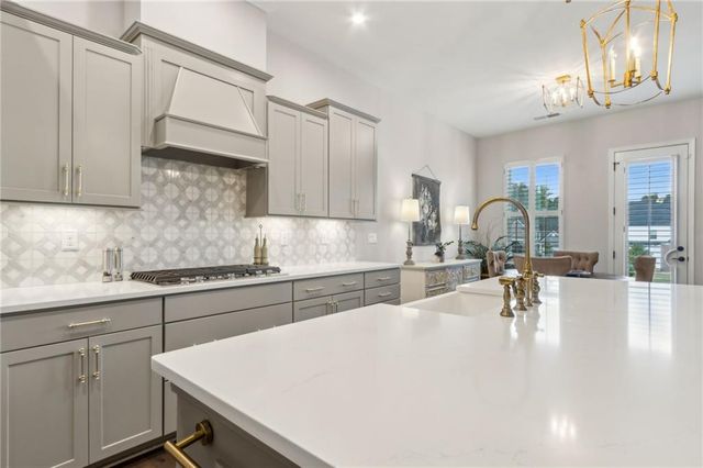 1442 Crestwind Road NW, Kennesaw, GA 30152