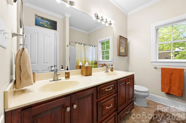 5424 Old Town Lane, Gastonia, NC 28056