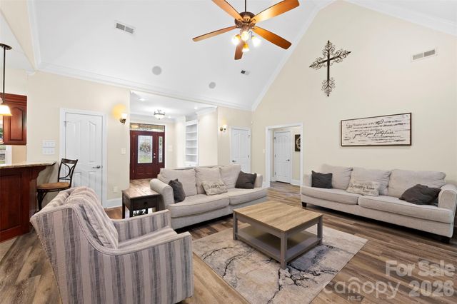 5424 Old Town Lane, Gastonia, NC 28056