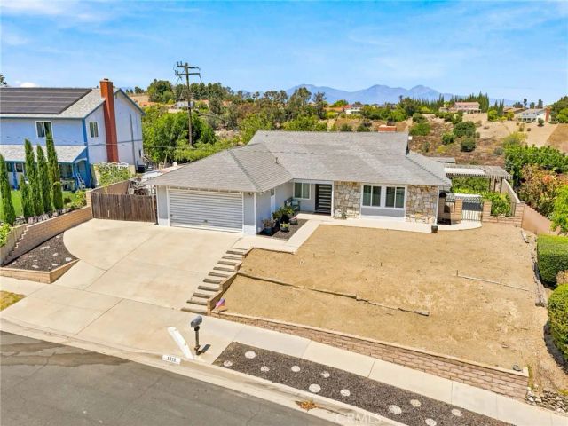 1916 Chestnut Creek Road, Diamond Bar, CA 91765