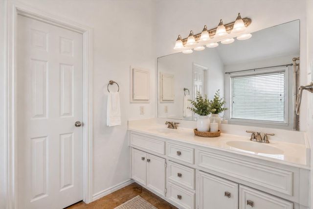 3109 Summerstorm Lane, League City, TX 77573