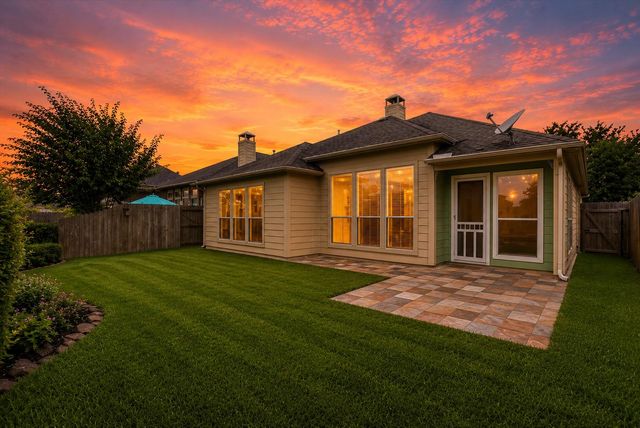 3109 Summerstorm Lane, League City, TX 77573