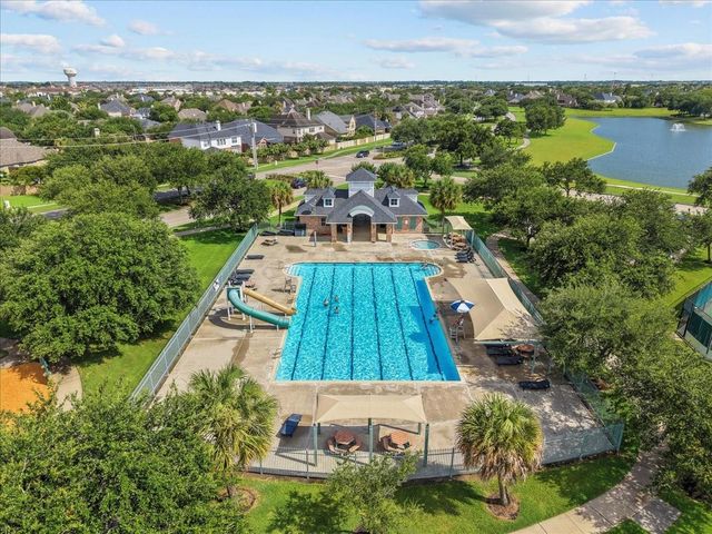 3109 Summerstorm Lane, League City, TX 77573