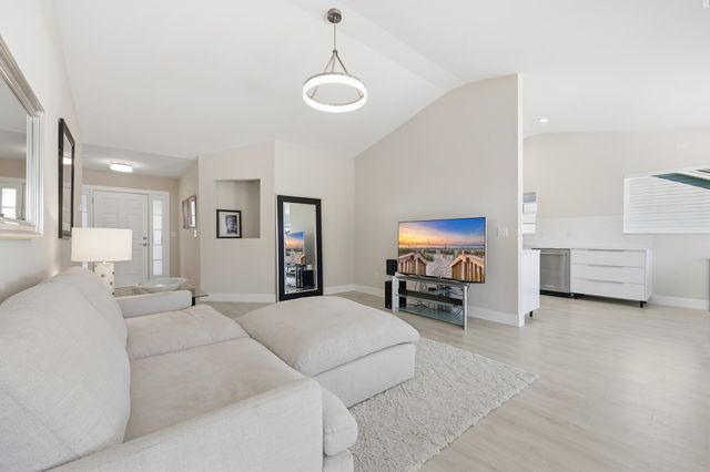 110 Marbella Dr., Murrells Inlet, SC 29576