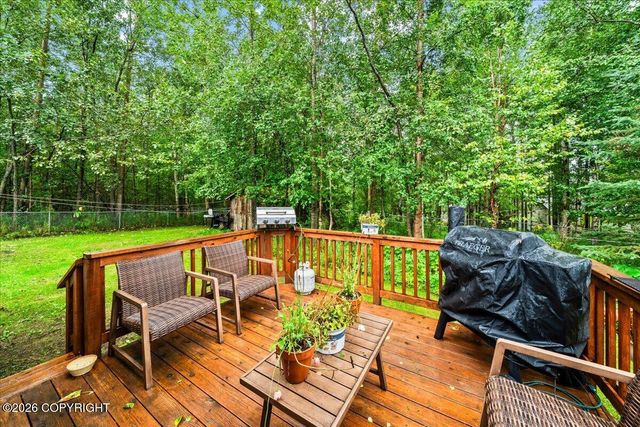 15600 E Rockyridge Circle, Palmer, AK 99645