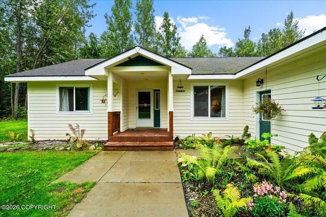 15600 E Rockyridge Circle, Palmer, AK 99645