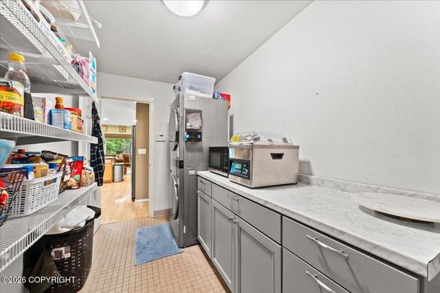 15600 E Rockyridge Circle, Palmer, AK 99645